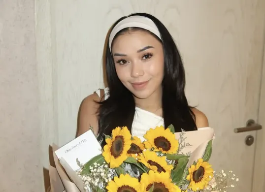 Lula Lahfah, kreator konten dan aktris multitalenta yang namanya tengah menjadi sorotan publik usai beredarnya kabar duka soal kematiannya. (Sumber: Instagram/@lulalahfah)