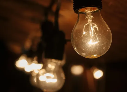 Cara cek jadwal pemadaman listrik hari ini secara online. (Sumber: Pexels)