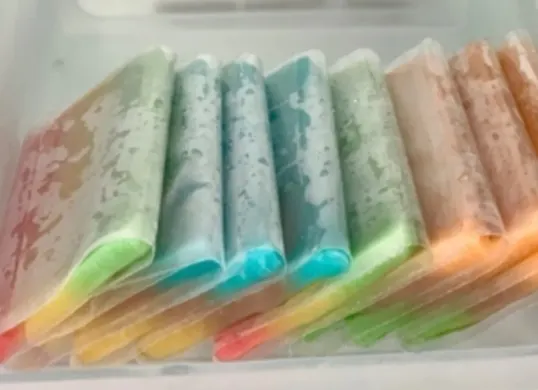 Bahan pembuatan es kue gabus jadul yang sedang viral. (Sumber: Website Frisian Flag)