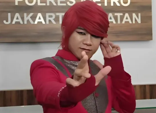 Potret pesulap merah (Sumber: Instagram/@marcelradhival1)