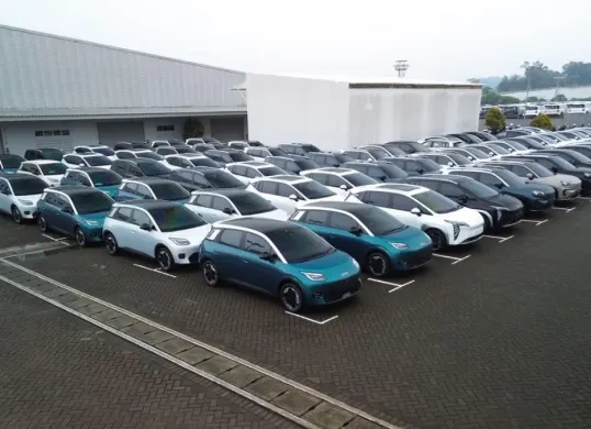 GAC Indonesia memastikan kesiapan stok dan pengiriman mobil listrik menjelang Imlek dan Lebaran 2026. (Sumber: GAC)