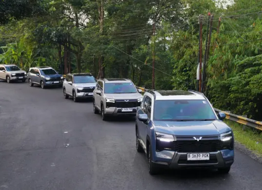 Wuling menggelar Media Drive Eksion PHEV dari Jakarta menuju Yogyakarta (Sumber: Wuling)