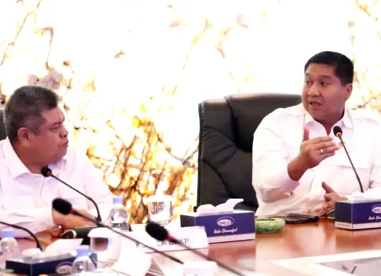 Menteri PKP Maruarar Sirait (kiri) saat melakukan pertemuan dan konsultasi dengan Badan Pengawasan Keuangan dan Pembangunan (BPKP) di Kantor BPKP, Jakarta Timur, Rabu, 3 Juni 2026. (Sumber: Istimewa)