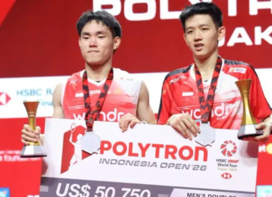 Pasangan ganda putra muda Indonesia Raymond Indra/Nikolaus Joaquin raih posisi runner-up Indonesia Open 2026. (Sumber: Istimewa)