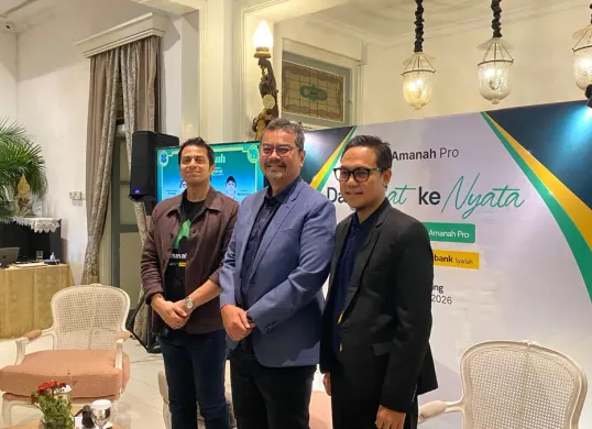 Muslim Pro bersama PT Bank Maybank Indonesia
Tbk (Maybank Indonesia) melalui Unit Usaha Syariah (UUS) meluncurkan gerakan #YukHaji (Sumber: Poskota/Herdyan Anugrah Triguna)