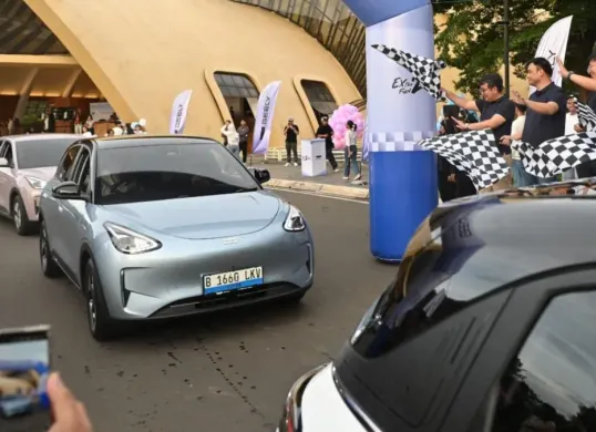 Geely Auto Indonesia mulai menyerahkan EX2 ke konsumen perdana. (Sumber: Geely)