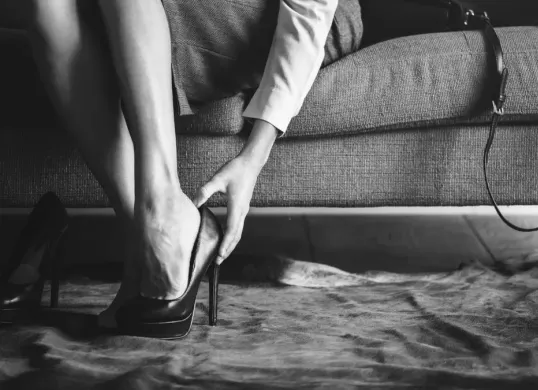 Ilustrasi praktik prostitusi. (Sumber: Freepik/@rawpixel-com)