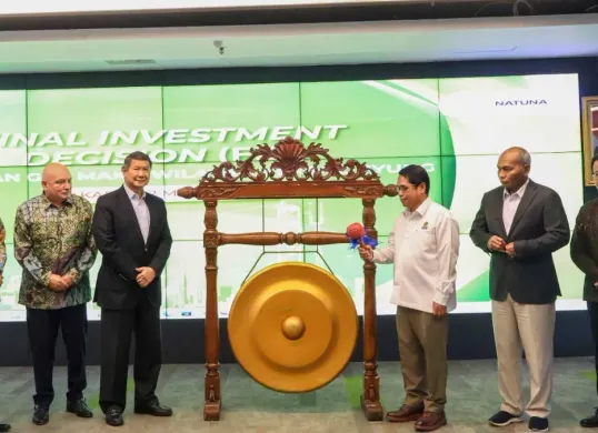 Upacara penandaan dimulainya tahap implementasi FID untuk Pengembangan Lapangan Gas Mako di Wilayah Kerja Duyung, lepas pantai Kepulauan Anambas, Kepulauan Riau.(Sumber: Dok. Istimewa)