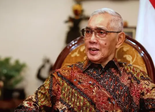 Wakil Presiden Republik Indonesia ke-6, Try Sutrisno, meninggal dunia pada Senin, 2 Maret 2026. (Sumber: YouTube/Sekretariat Presiden)