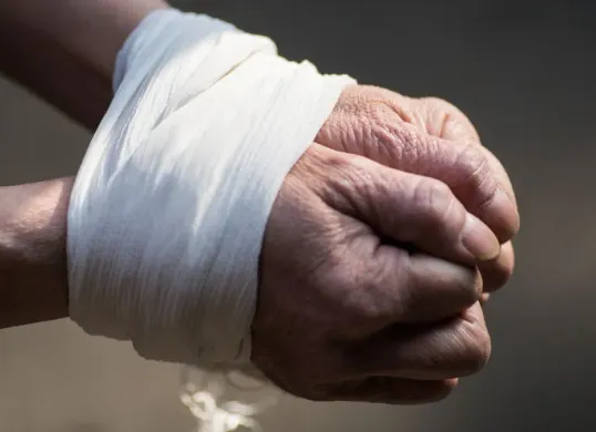 Ilustrasi, bandar narkoba berhasil ditangkap Polsek Tajurhalang, Depok. (Sumber: freepik)