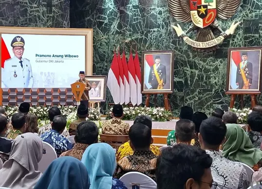 Gubernur Jakarta, Pramono Anung menyampaikan target Bazis di Balai Kota Jakarta, Jakarta Pusat, Kamis, 5 Maret 2026. (Sumber: Poskota/M. Tegar Jihad)