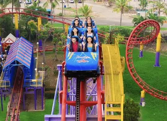 Wisata Dufan yang ada di area pantai di kawasan Taman Impian Jaya Ancol Jakarta saat musim liburan. Pengelola menghadirkan promo tiket masuk Rp25.000 menjelang Lebaran 2026. (Sumber: Dok/Ancol)