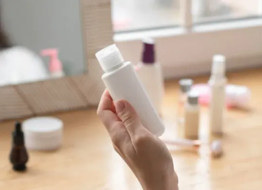 Ilustrasi kosmetik. (Sumber: freepik)