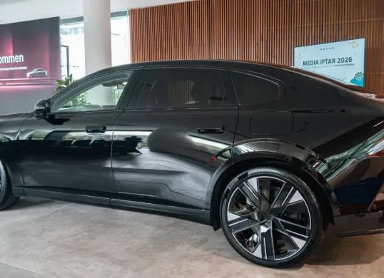 Volvo Car Indonesia meluncurkan sedan listrik premium Volvo ES90. (Sumber: Volvo)