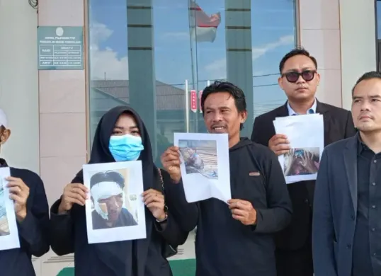 Suasana sidang gugatan PMH yang digelar di PN Pandeglang. (Sumber: Poskota/Samsul Fatoni)