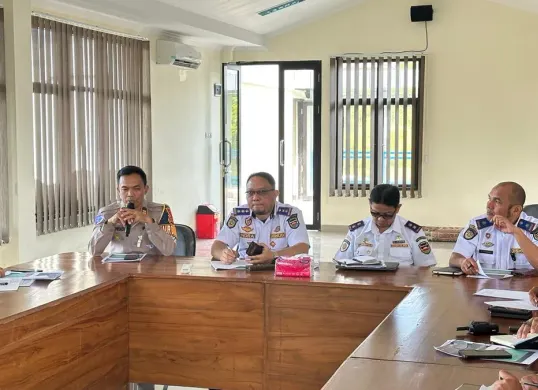 Forum kesiapan menghadapi musim mudik lebaran di Aula PKB Dinas Perhubungan Kabupaten Purwakarta, Selasa, 10 Maret 2026. (Sumber: Dok. Istimewa)
