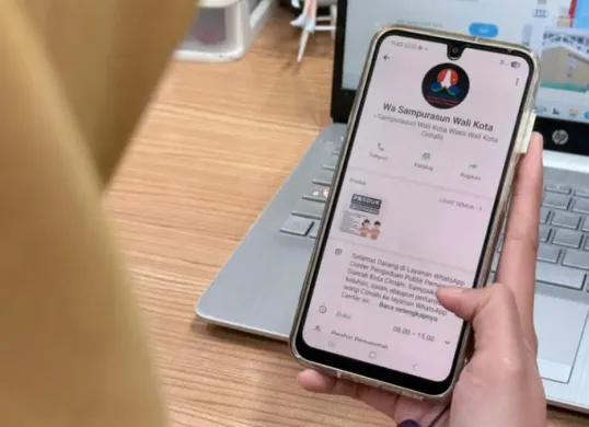 Layanan aduan masyarakat Cimahi langsung ke Wakil dan Walikota. (Sumber: Poskota/Gatot Poedji Utomo)