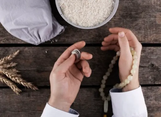 Bacaan doa niat zakat fitrah lengkap. (Sumber: Freepik)