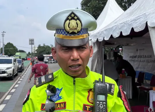 KBO Satlantas Polres Bogor, Iptu Ardian Novianto saat memberikan keterangan pers beberapa waktu lalu. (Sumber: Poskota/Giffar Rivana)