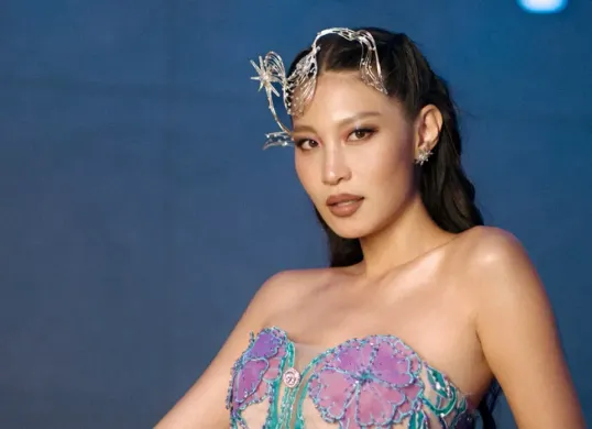 Model sekaligus presenter ternama Patricia Gouw tengah menjadi perbincangan setelah pernyataannya mengenai vaksin anak viral. (Sumber: Instagram/@patriciagouw)