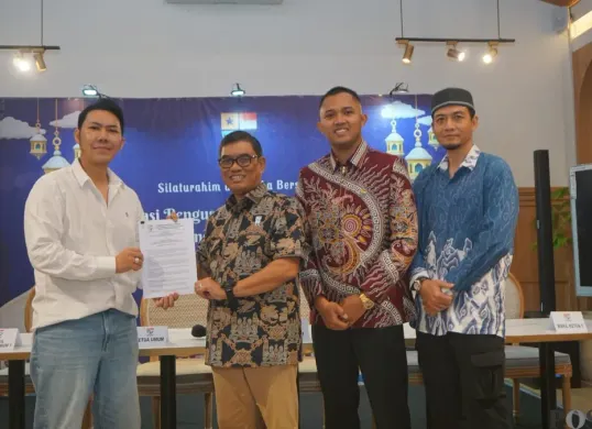 DPD APPMBGI Jawa Barat menggelar sosialisasi di Widuri Indonesian Restaurant, Jalan Ciliwung, Kota Bandung. (Sumber: Poskota/Gatot Poedji Utomo)