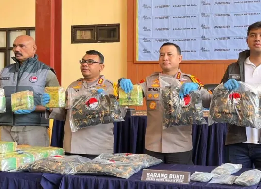 Konpers pengungkapan kasus peredaran narkoba oleh Polres Metro Jakarta Pusat, Jumat, 20 Maret 2026. (Sumber: Istimewa)