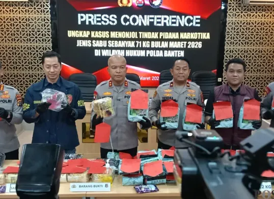 Barang bukti narkoba jenis sabu yang berhasil diamankan Polda Banten. (Sumber: Poskota/Rahmat Haryono)