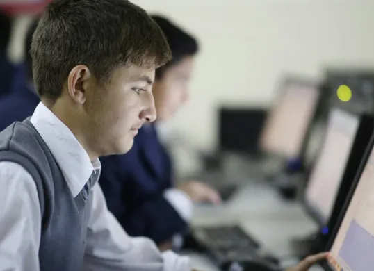 Ilustrasi - Tips dapat skor UTBK tinggi. (Sumber: Pexels/Elements Interactive)