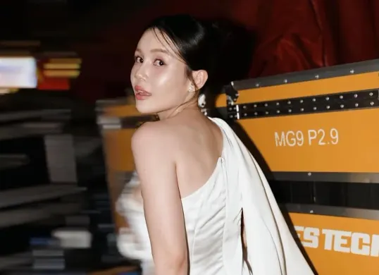 Pebisnis Uung Victoria Finky tengah menjadi sorotan usai brand skincare anak miliknya, Moell, dikaitkan dengan acara live streaming Marapthon. (Sumber: Instagram/@uungvf)