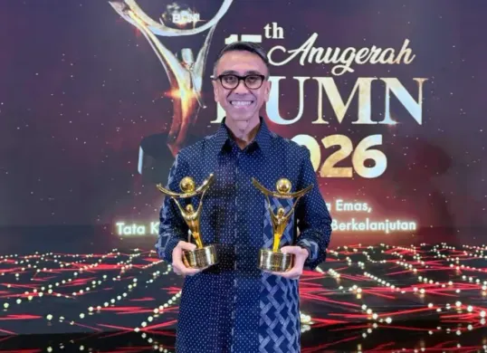 CEO Nuon Digital Indonesia Aris Sudewo menerima dua penghargaan dalam ajang Anugerah BUMN 2026. (Sumber: Istimewa)