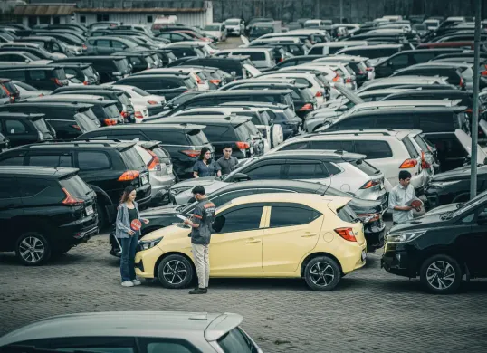 Data dari JBA Indonesia menunjukkan lelang kendaraan masih dominasi jenis konvensional, meskipun minat terhadap kendaraan listrik mulai terlihat (Sumber: JBA Indonesia)
