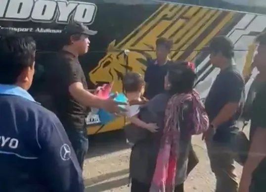Wanita diduga hendak membawa kabur balita ditangkap di area Dermaga Eksekutif Pelabuhan Merak, Kota Cilegon, Rabu, 6 Mei 2026. (Sumber: Dok. Polres Serang)
