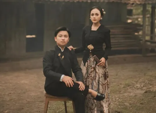Putra sulung Soimah Pancawati, Aksa Uyun Dananjaya, dikabarkan akan segera melangsungkan pernikahan dengan sang kekasih, Yosika Ayumi. (Sumber: Instagram/@aksaauyun)