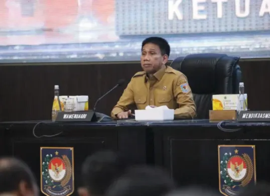 Potret Wamendagri, Akhmad Wiyagus dalam peluncuran panduan dan bahan ajar pendidikan antikorupsi di Gedung Sasana Bhakti Praja (SBP) Kementerian Dalam Negeri (Kemendagri), Jakarta, Senin, 11 Mei 2026. (Sumber: Puspen Kemendagri)