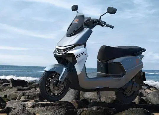 Yadea Indonesia resmi memperkenalkan motor listrik terbaru bernama Yadea GS70 (Sumber: Yadea Indonesia)