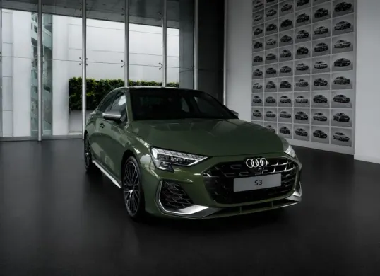 The New Audi S3 Verve Edition dengan warna District Green (Sumber: Audi Indonesia)