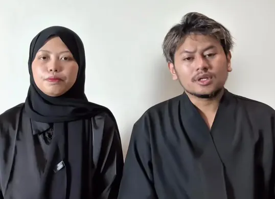 Sosok bos Hanania Travel, Ahmad Syah Farhan Rachman atau yang dikenal Ahmaf Farhan serta Fitriatun Nisa Bahri. (Sumber: Instagram/@hananiagroup.id)