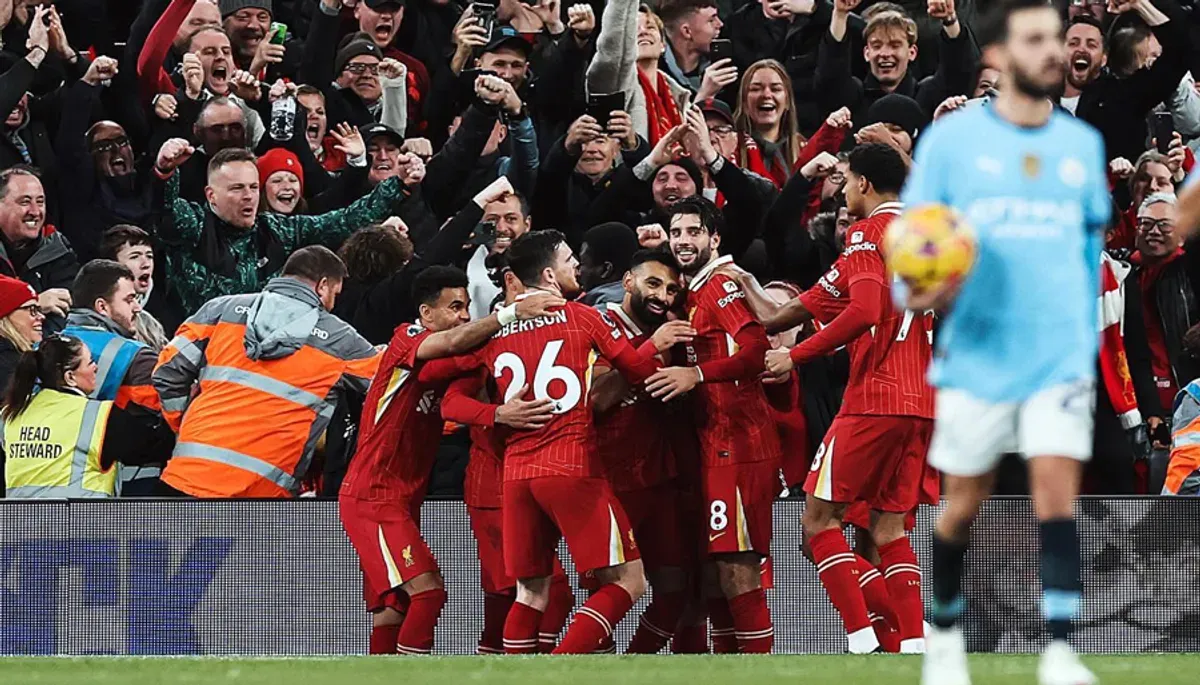 Para pemain Liverpool merayakan gol Mohamed Salah yang melengkapi kemenangan atas Manchester City di Anfield pada hari Minggu, 1 Desember 2024. (Sumber: Instagram/@liverpool)