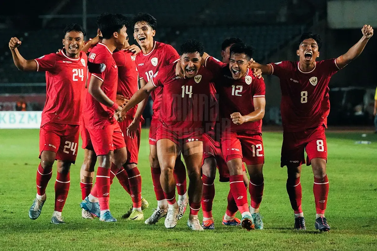 Selebrasi para pemain Timnas Indonesia setelah Asnawi Mangkualam mencetak gol ke gawang Myanmar di laga pertama Piala AFF 2024. (Sumber: Instagram @timnasindonesia)