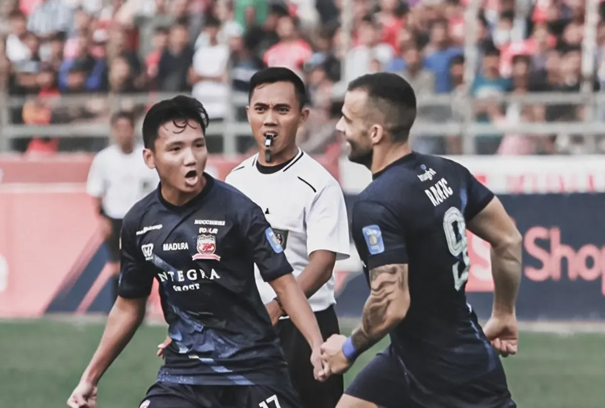 Saksikan melalui link live streaming ini duel seru Madura United vs Semen Padang di BRI Liga 1. (Sumber: X/ Madura United)