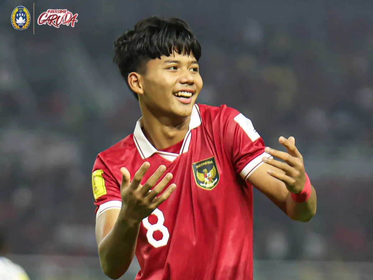 Arkhan Kaka jadi pemain termudah yang melakukan debut bagi Timnas senior di Kancah internasional. (Sumber: X/ FaktaSepakbola)