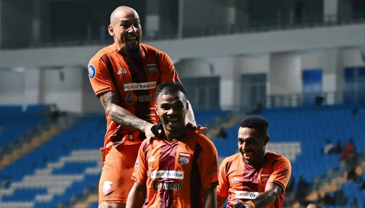 Hasil Liga 1, Borneo FC mengalahkan Madura United FC dengan skor telak. (Sumber: Instagram @borneofc.id)