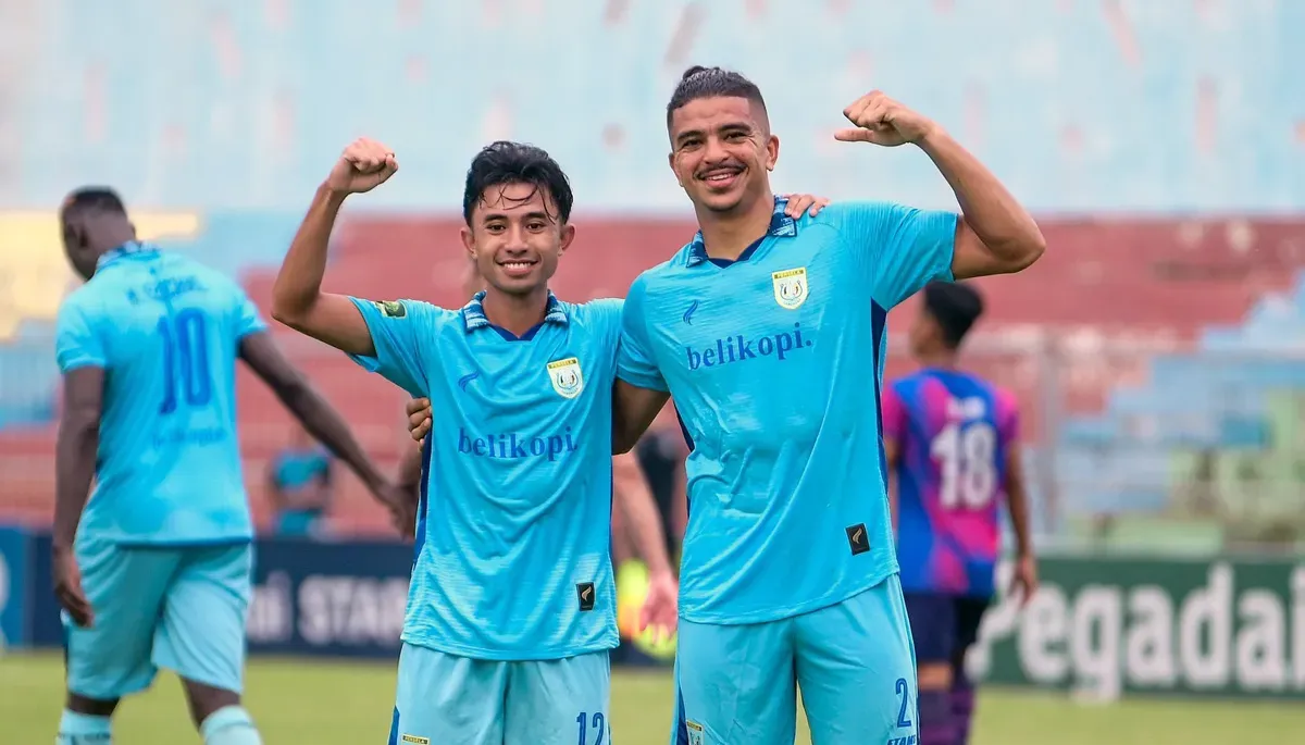 Anderson Nascimento (kanan). (Sumber: Instagram @perselafc)