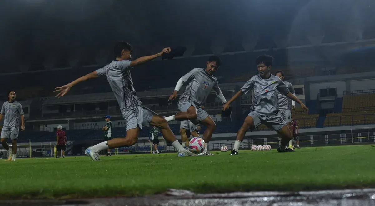 2 pemain akademi dipanggil tim senior Persib Bandung. (Sumber: persib.co.id)