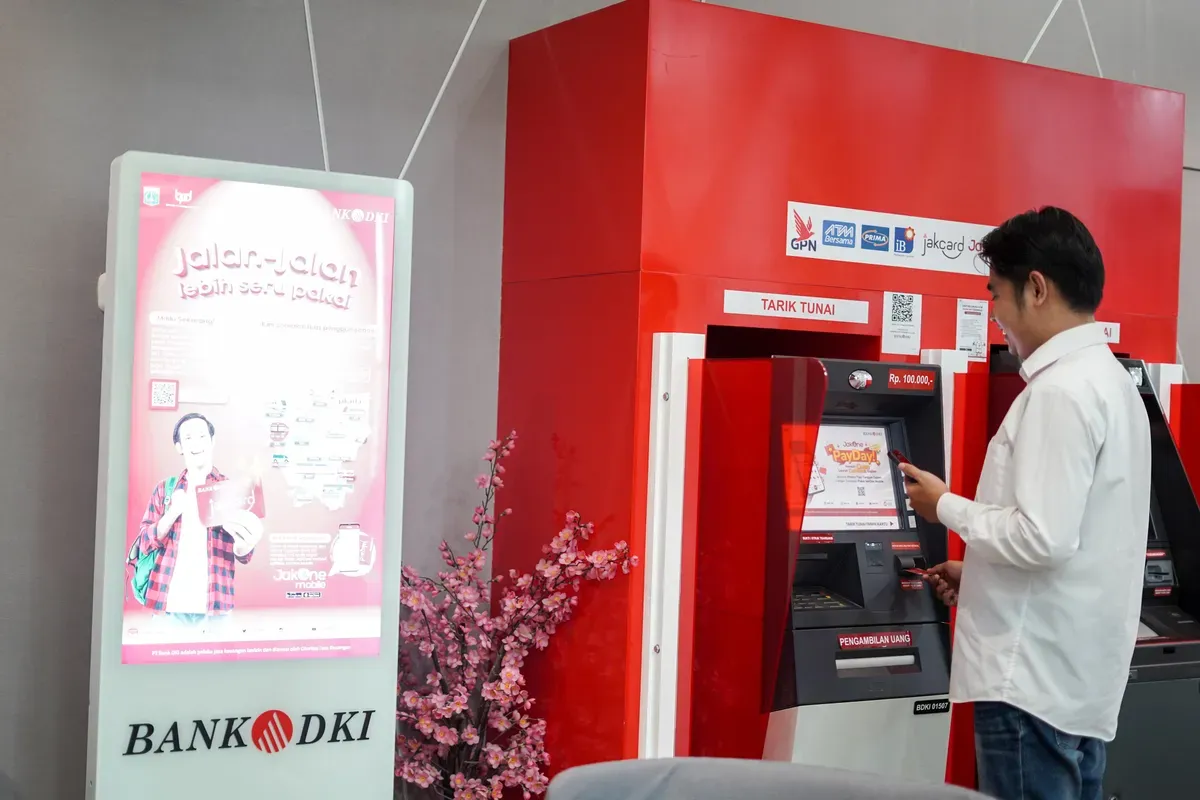 Ilustrasi mesin ATM Bank DKI. (Sumber: Dok. Bank DKI)
