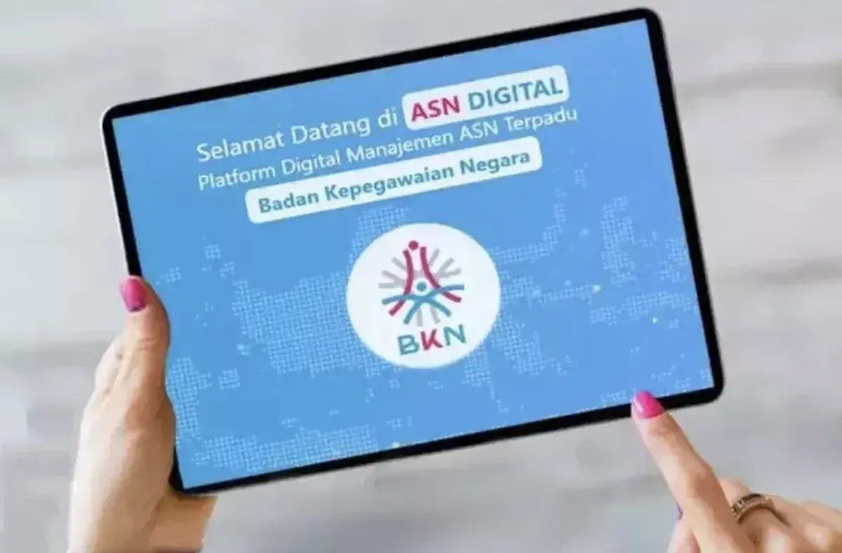 Tampilan portal ASN Digital dari BKN dengan fitur login berbasis OTP dan QR Code untuk keamanan MFA terbaru tahun 2025. (Sumber: Dok/BKN)