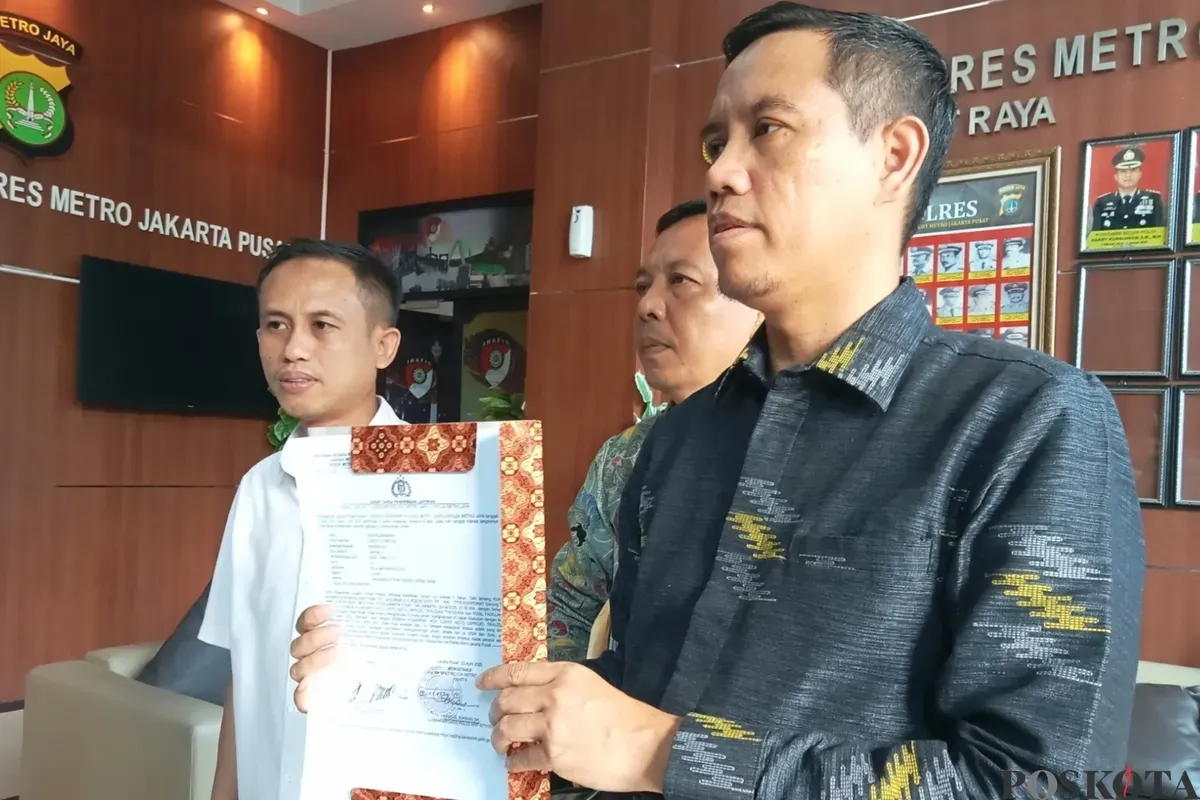 Bukti laporan atas nama Andi Kurniawan yang sudah diterima oleh Polres Jakarta Pusat sejak tanggal 23 April 2025. (Sumber: Poskota/Nurpini Aulia Rapika)