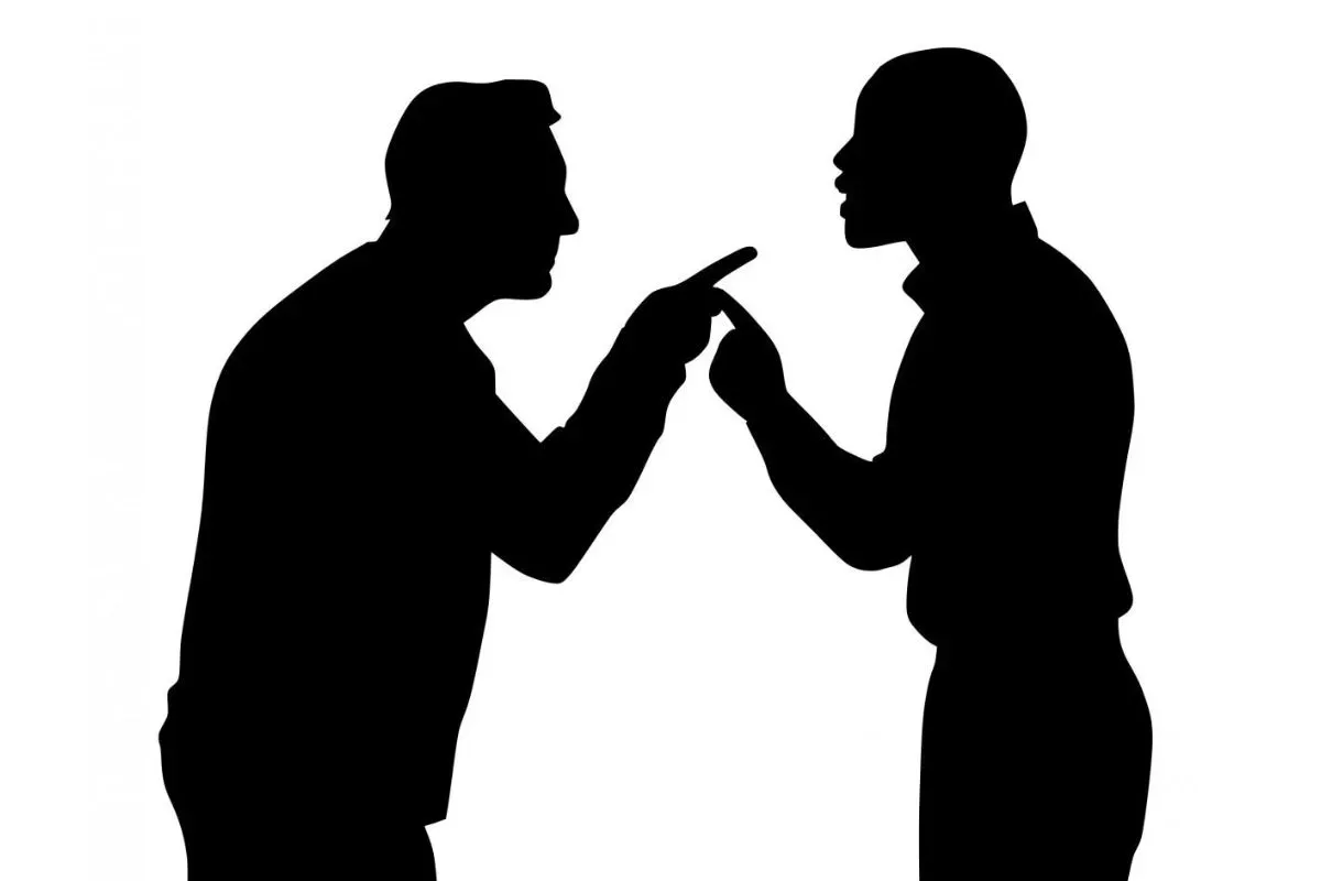 Ilustrasi debt collector (DC) pinjol melakukan penagihan. (Sumber: PxHere)