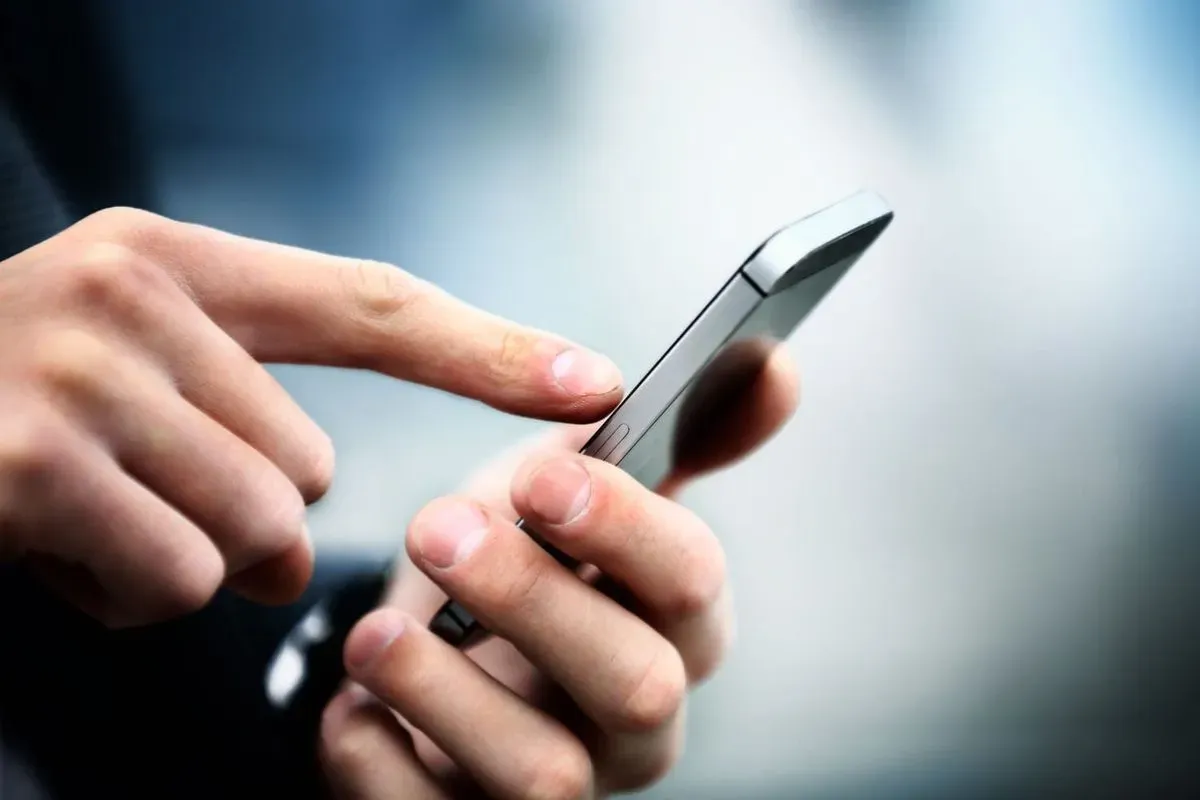 Daftar pinjol yang dapat menguras rekening Anda. (Sumber: Pinterest)