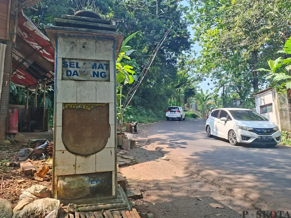Kondisi Jalan Lereng, Cinere, Kota Depok, yang menanjak dan berkelok serta minim rambu peringatan. Lokasi ini kerap menjadi titik rawan kecelakaan truk bermuatan. (Sumber: POSKOTA | Foto: Angga Pahlevi)